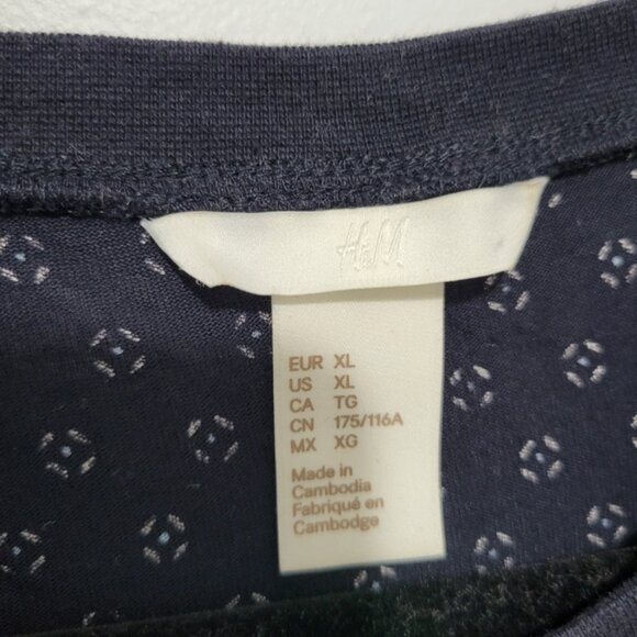 H&M navy drawstring t-shirt dress - Picture 2 of 6